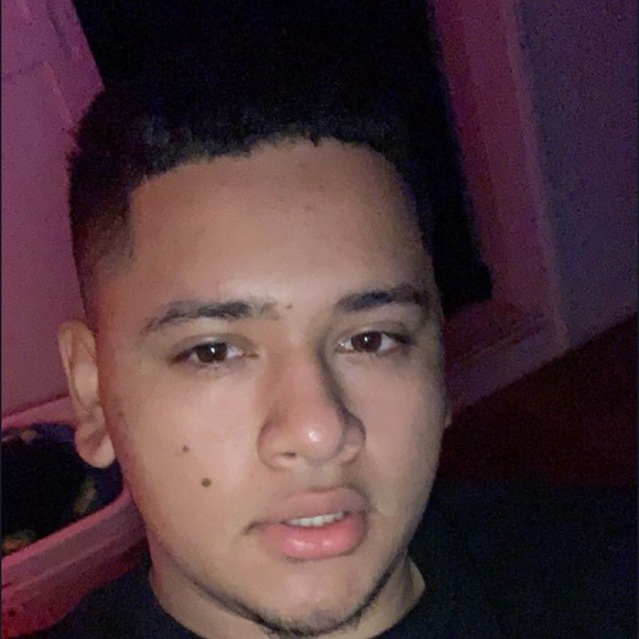 Meet your Posher, Matthew - Picture 1 of 1